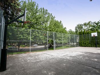 Outdoor Basketball Court at Apartments Near Downtown Portland