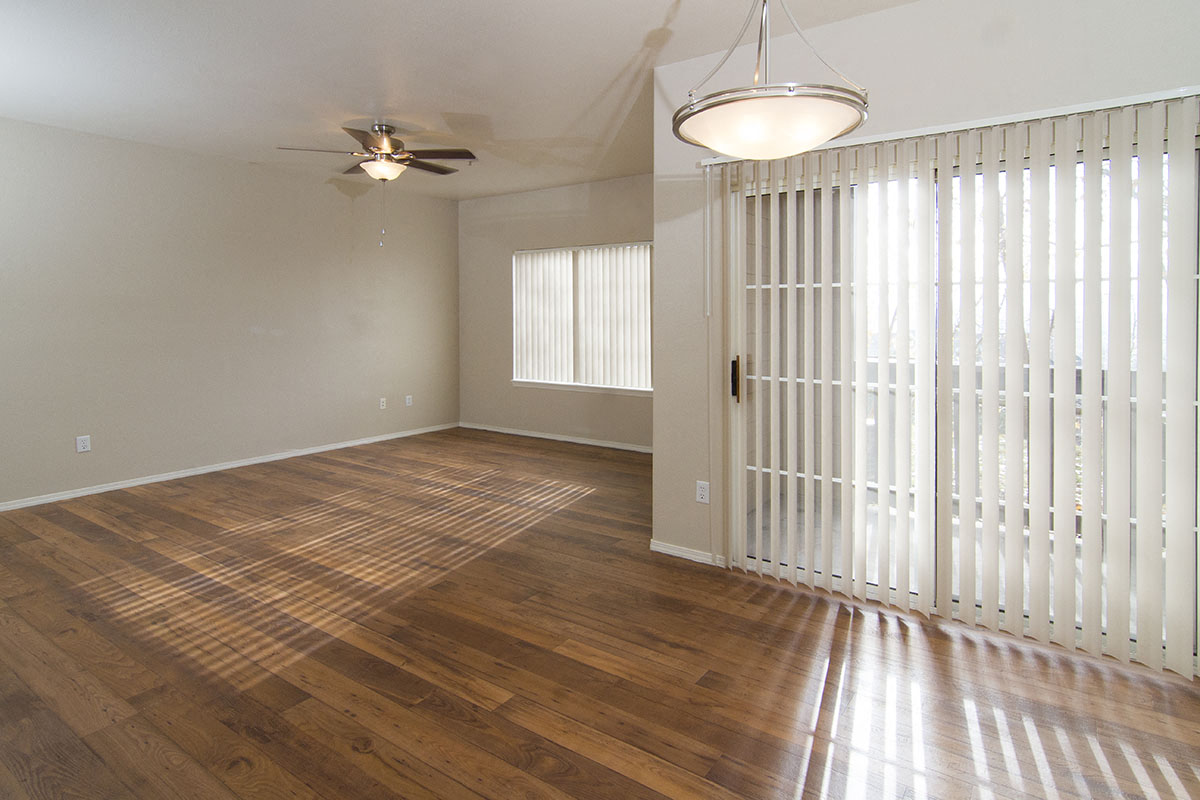 Three Bedroom for Rent in Utah with Faux Wood Flooring