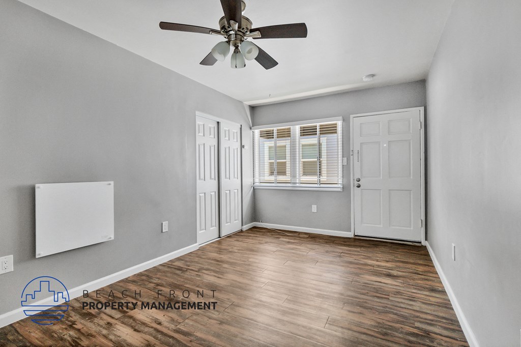 the living room is clean and ready to be staged