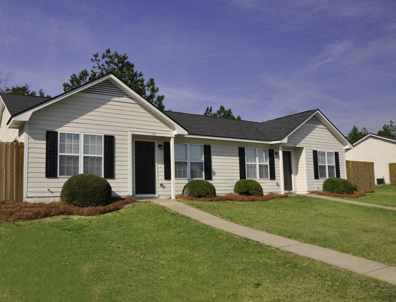 Wayside Apartments 6406 Hidden Lake Loop Fayetteville Nc Rentcafe