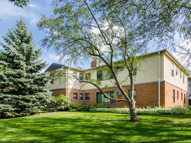 California Drive Apartments