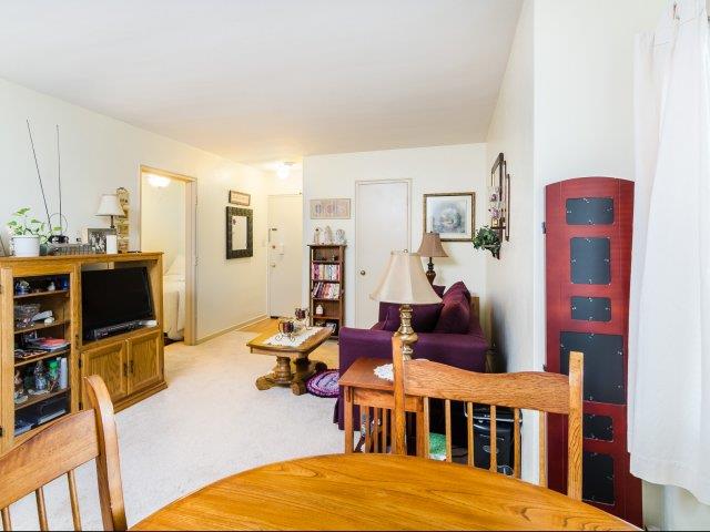 California Drive Apartments