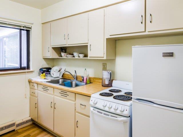 California Drive Apartments