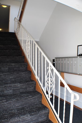 Stairwell Stairwell - Photo Gallery 2