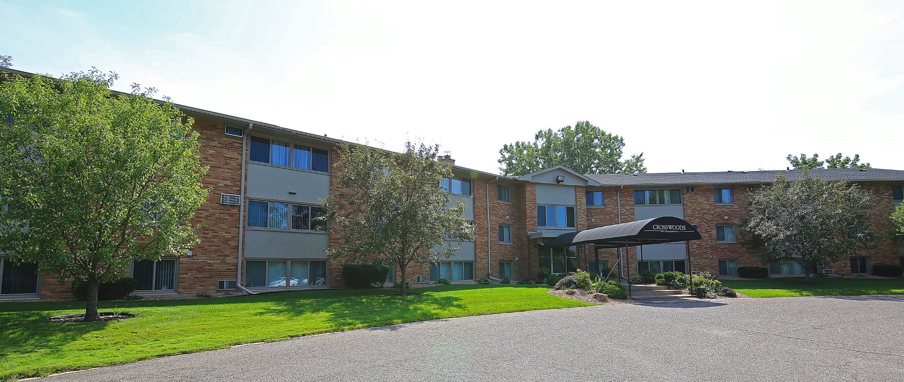 Crosswoods Apartments