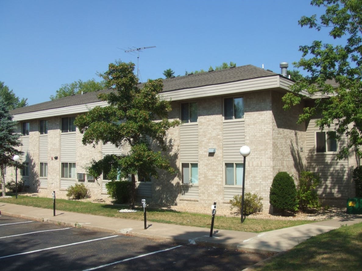 Evergreen Apartments, 310 & 320 Evergreen Street, Mora, MN RentCafe