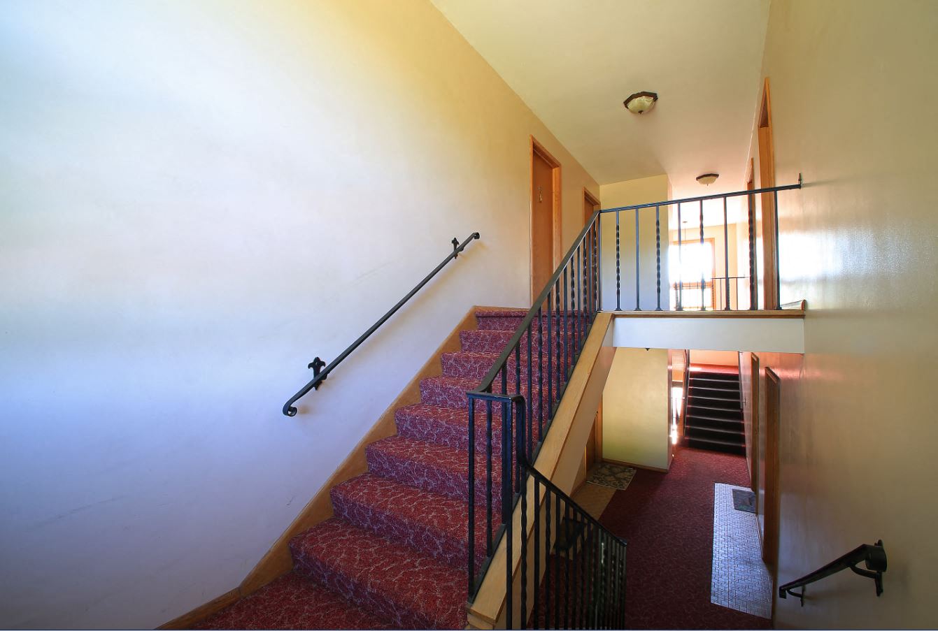 1001/1015 E. 66th St.