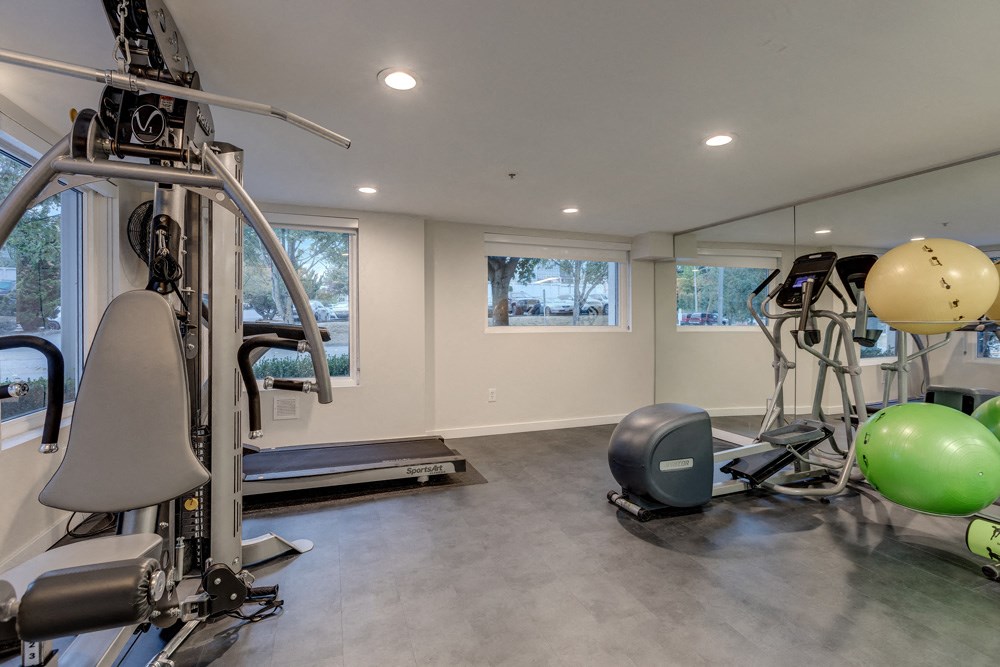 Fitness Center Fitness Center at Sir Gallahad Apartment Homes, Bellevue, WA, 98004
