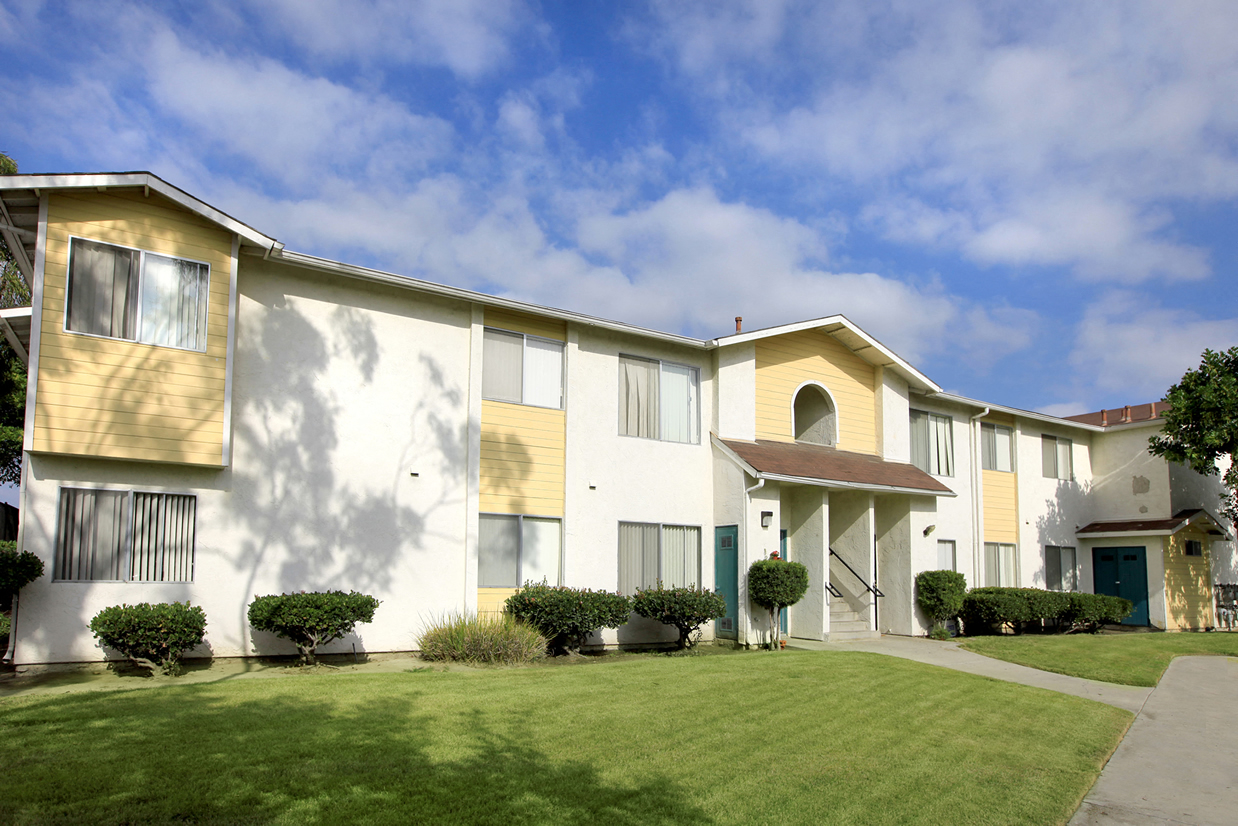 Sunrise Village &amp; Del Rio Apartments in San Ysidro, CA