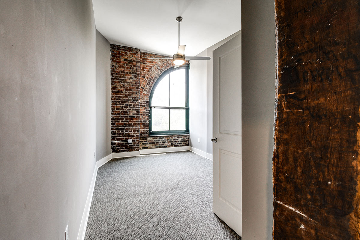 Floor plan 2 bedroom