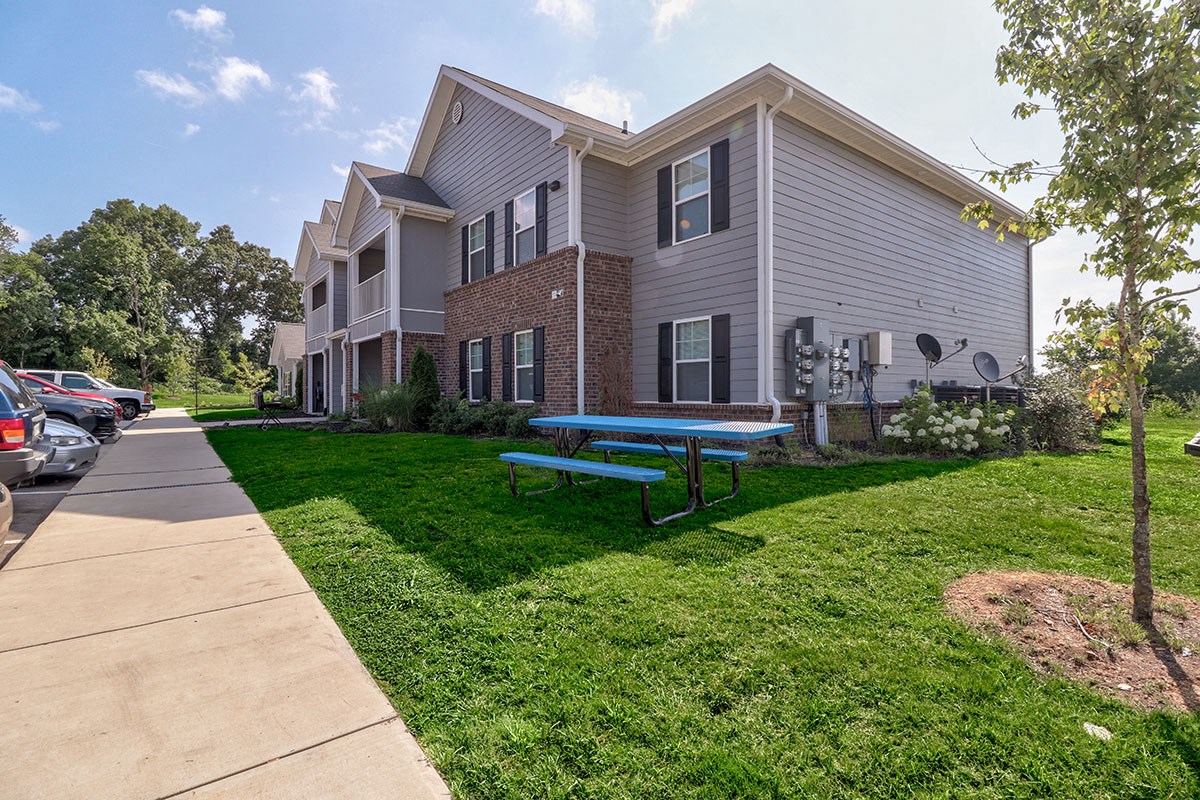 Oliver Crossing Apartments, 105 Beech St, Linden, TN RentCafe
