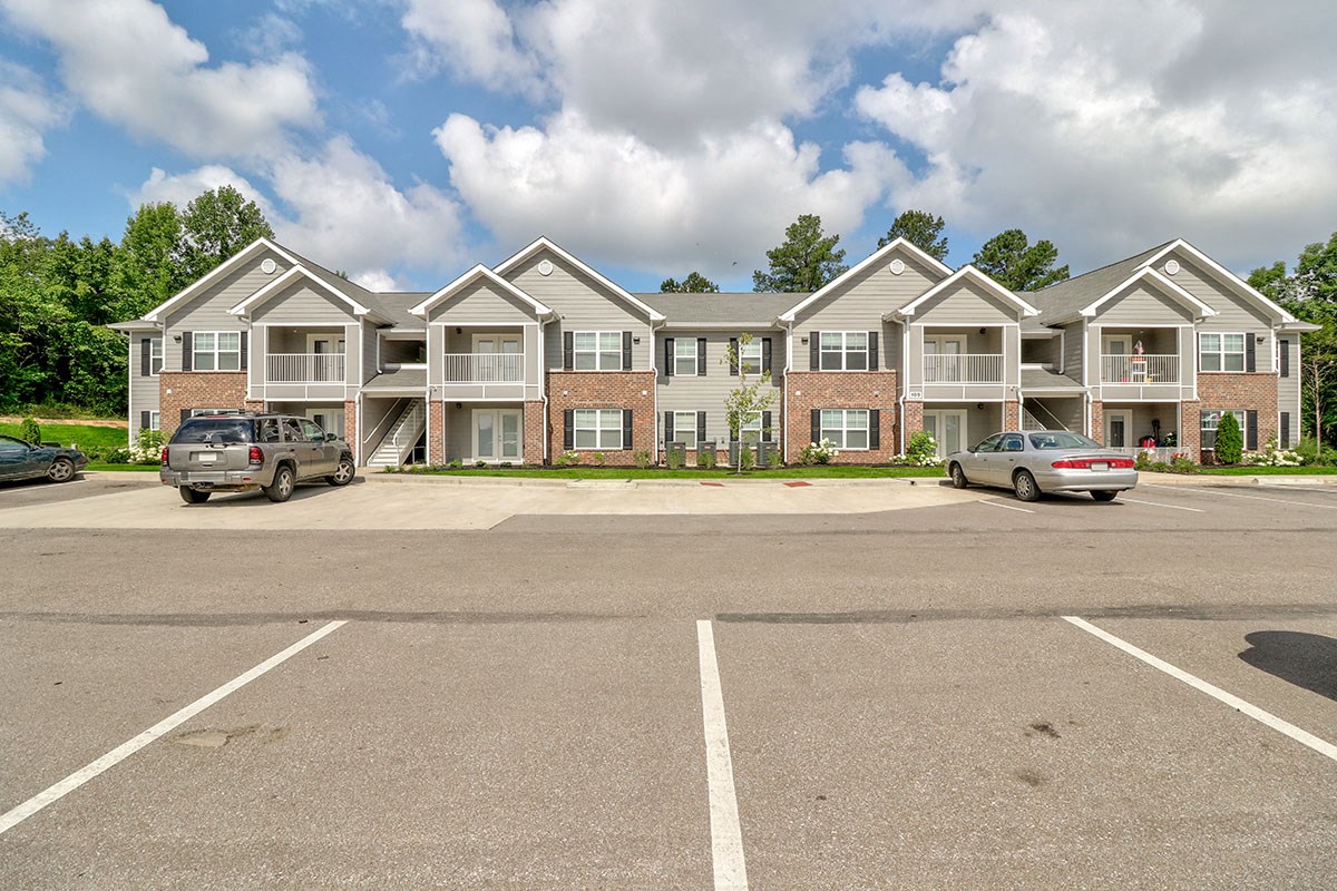 Oliver Crossing Apartments, 105 Beech St, Linden, TN RentCafe
