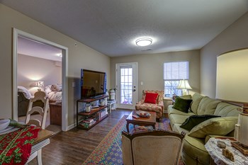 30707 Lake Shore Blvd 1-2 Beds Apartment, Affordable for Rent - Photo Gallery 28