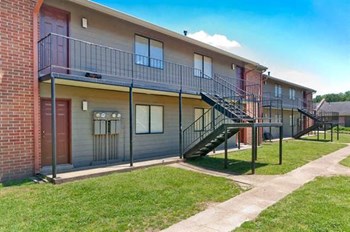3717 Robin Park Circle 4 Beds Apartment, Affordable for Rent - Photo Gallery 6