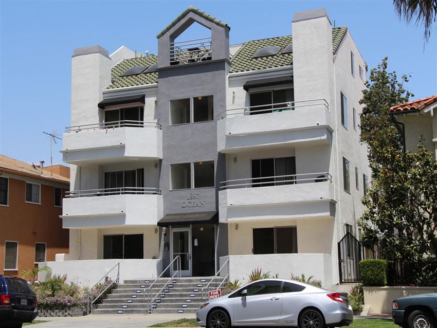 1897 East Ocean Boulevard Studio-2 Beds Apartment for Rent - Photo Gallery 1