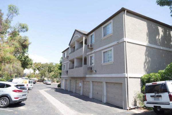 Chateau Spring Gardens Apartments