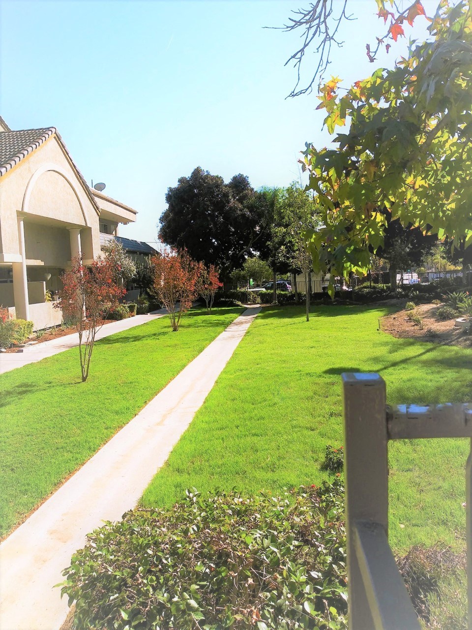 Chateau Spring Gardens Apartments