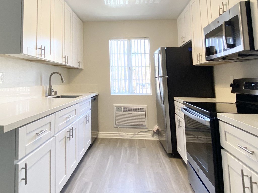 Chateau Spring Gardens Apartments