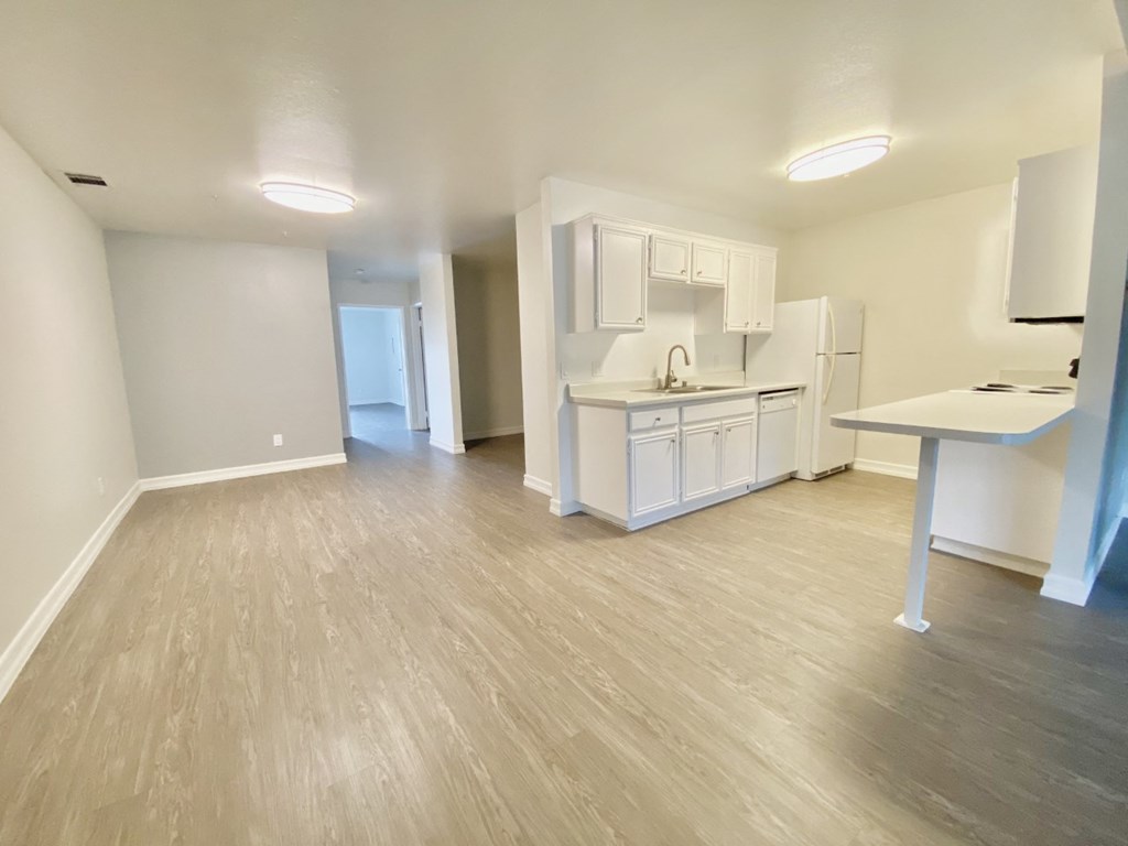 Chateau Spring Gardens Apartments