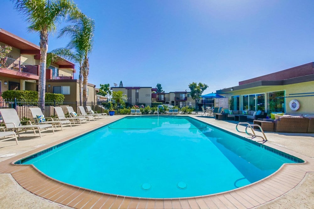 Shimmering pool - Mesa Vista Apartments