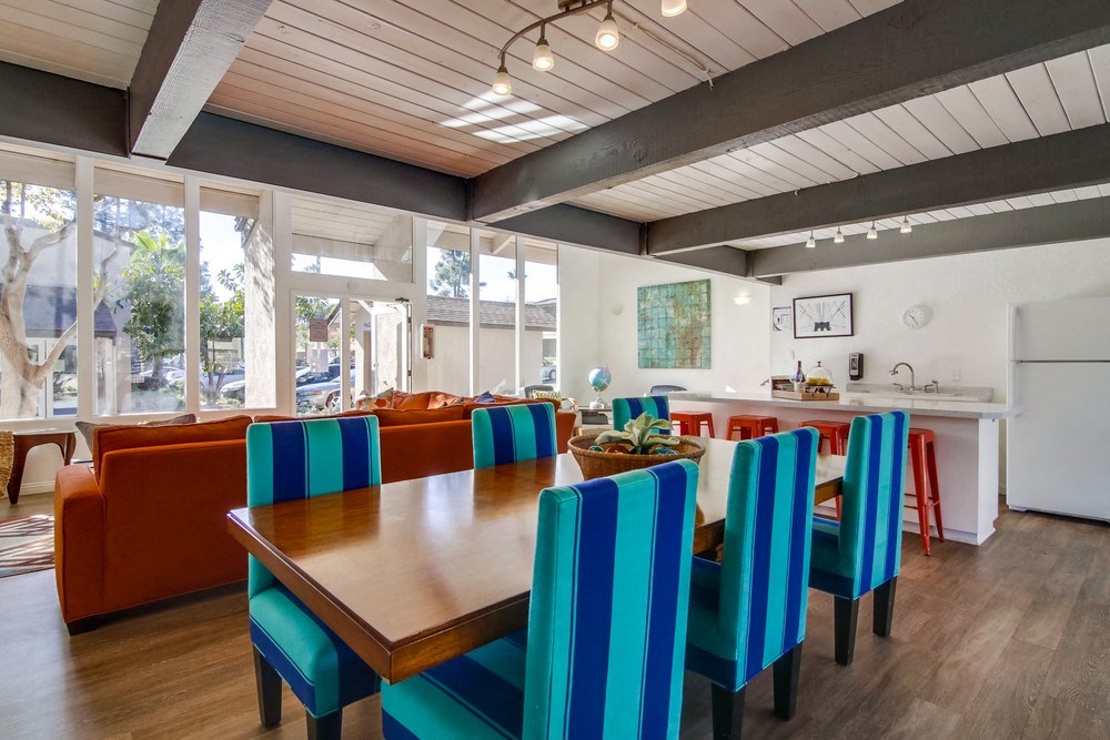 Shasta Lane Apartments Lifestyle - Clubhouse