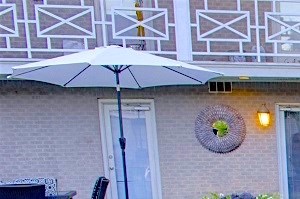 Courtyard Accents at 5121 Gaston Garden Villa with Power Properties 5121 Gaston Garden Villa Courtyard Accents - Photo Gallery 4