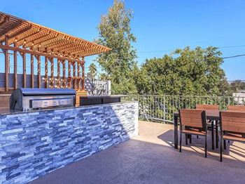 Grilling Area at Oxnard Plaza Apartments