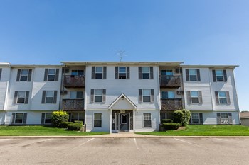 6111 Woodfield Drive SE 1-2 Beds Apartment for Rent - Photo Gallery 4