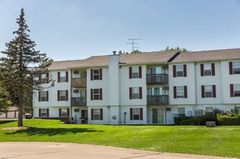 6111 Woodfield Drive SE 1-2 Beds Apartment for Rent - Photo Gallery 6