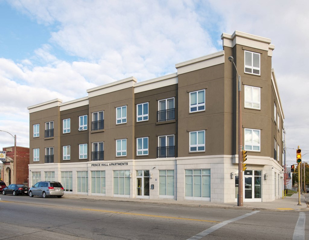 the building in which the hotel is located