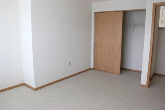 Sedgemeadow Apartments, 18 West Street, Elkhorn, WI - RENTCafé