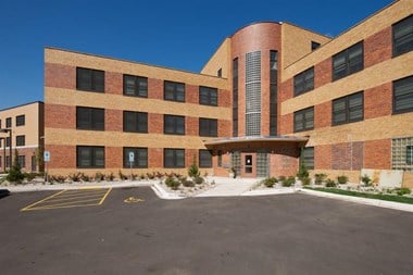 2195 W. State Street 1-2 Beds Apartment for Rent - Photo Gallery 1