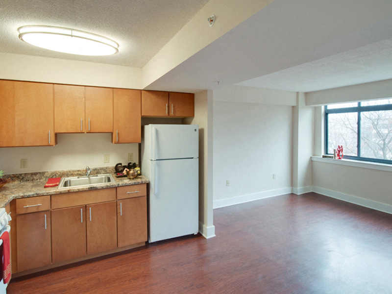 Open-concept Floor Plan