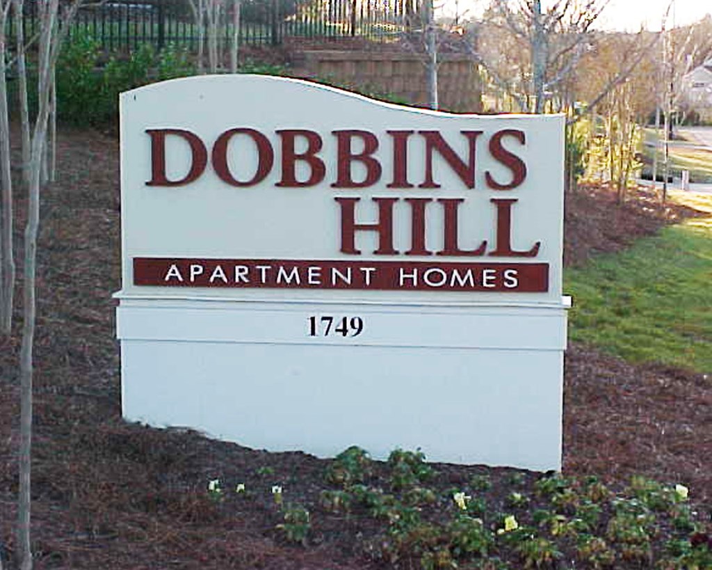 Dobbins Hill Apartments in Chapel Hill, NC