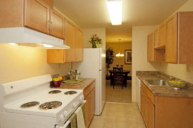 3801 Schnaper Dr 1-2 Beds Apartment for Rent Photo Gallery 1