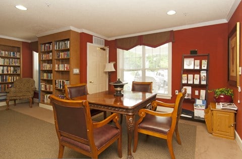 Manor at Colesville Resident Library