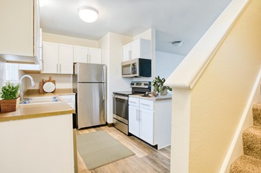 2881-2971 Highbrook Circle 2-3 Beds Townhouse for Rent Photo Gallery 1