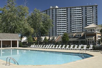 Outdoor Swimming Pool at Harbor Crest, Ohio, 44123