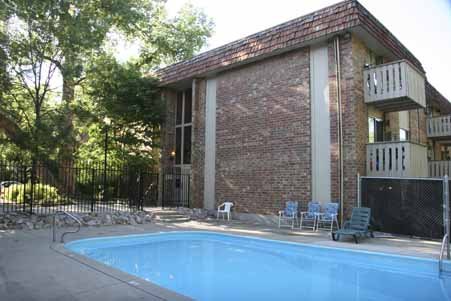 Hyde Park Apartments, 2414 Tremont St, Colorado Springs