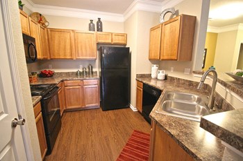 8501 N. Platte Purchase Drive 1-3 Beds Apartment for Rent - Photo Gallery 4
