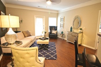 8501 N. Platte Purchase Drive 1-3 Beds Apartment for Rent - Photo Gallery 6