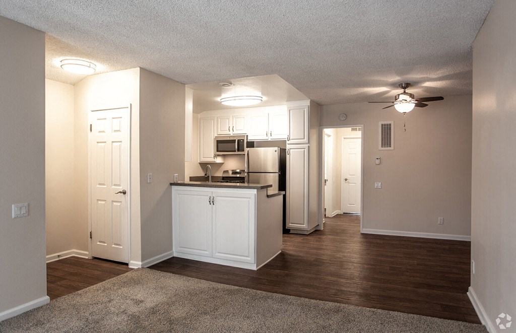Granite Countertop Kitchen at Charter Oaks Apartments, California, 91360