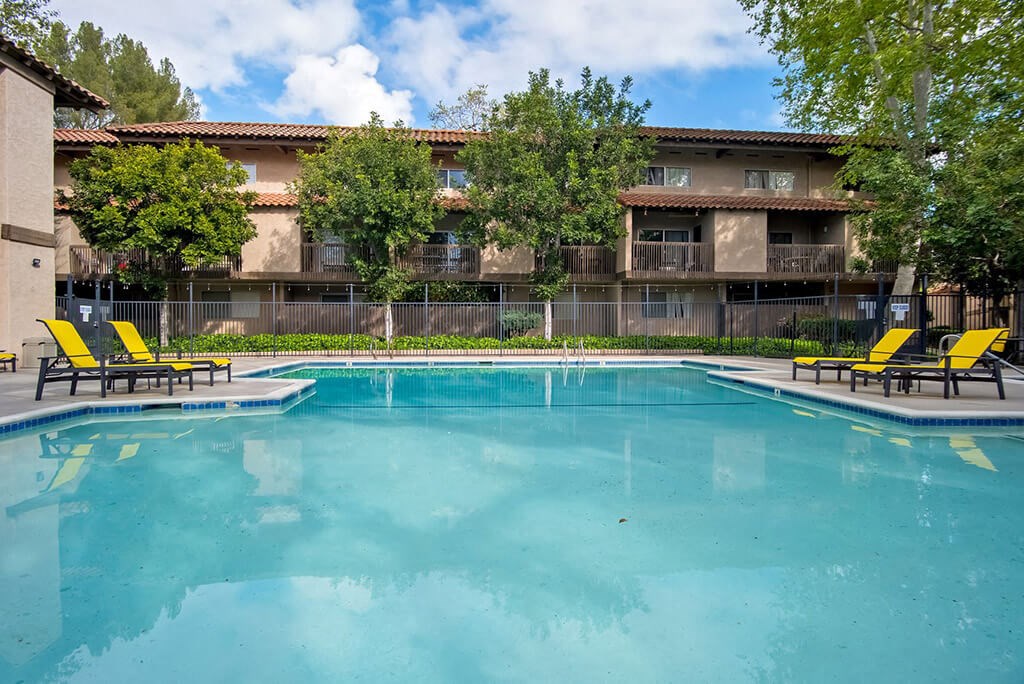 Wilbur Oaks Apartments, 450 East Wilbur Road, Thousand Oaks, CA RentCafe