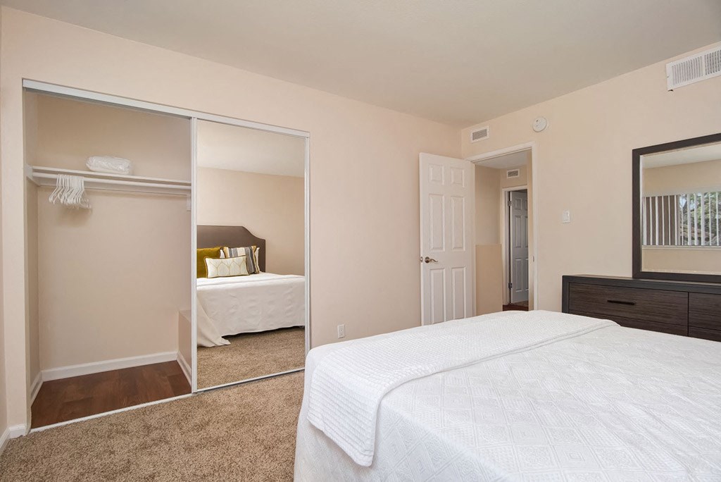 Comfortable Bedroom With Large Closet at Wilbur Oaks Apartments, California, 91360