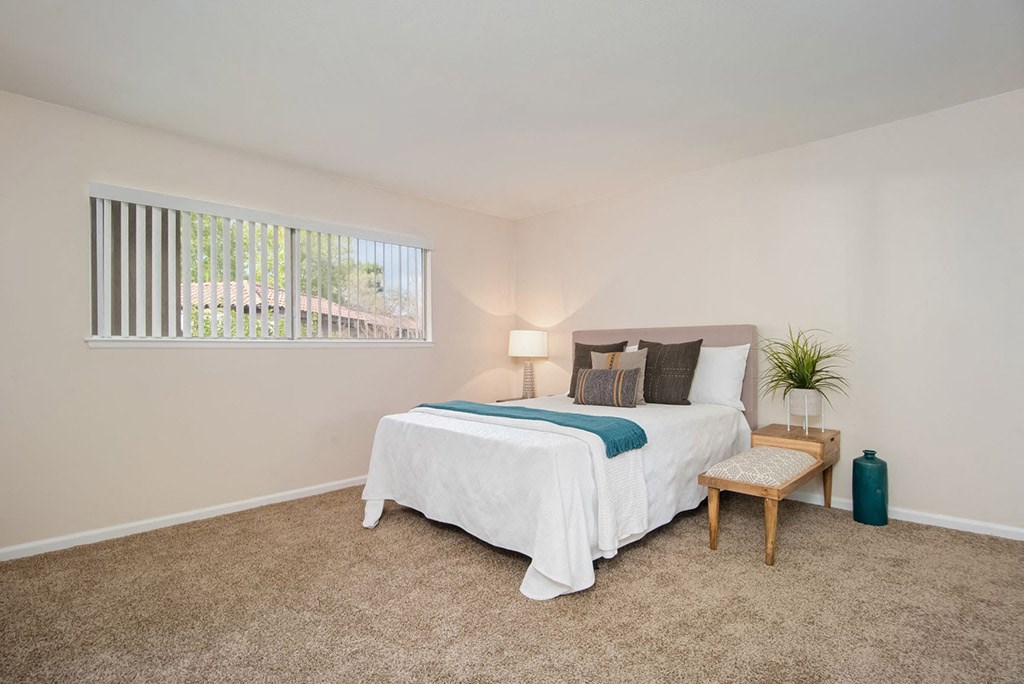 Table Lamp In Bedroom at Wilbur Oaks Apartments, Thousand Oaks, CA, 91360