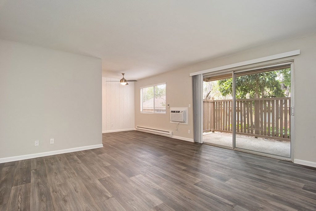 A/C, Ceiling Fan in Living Room at St. Charles Oaks Apartments, California, 91360
