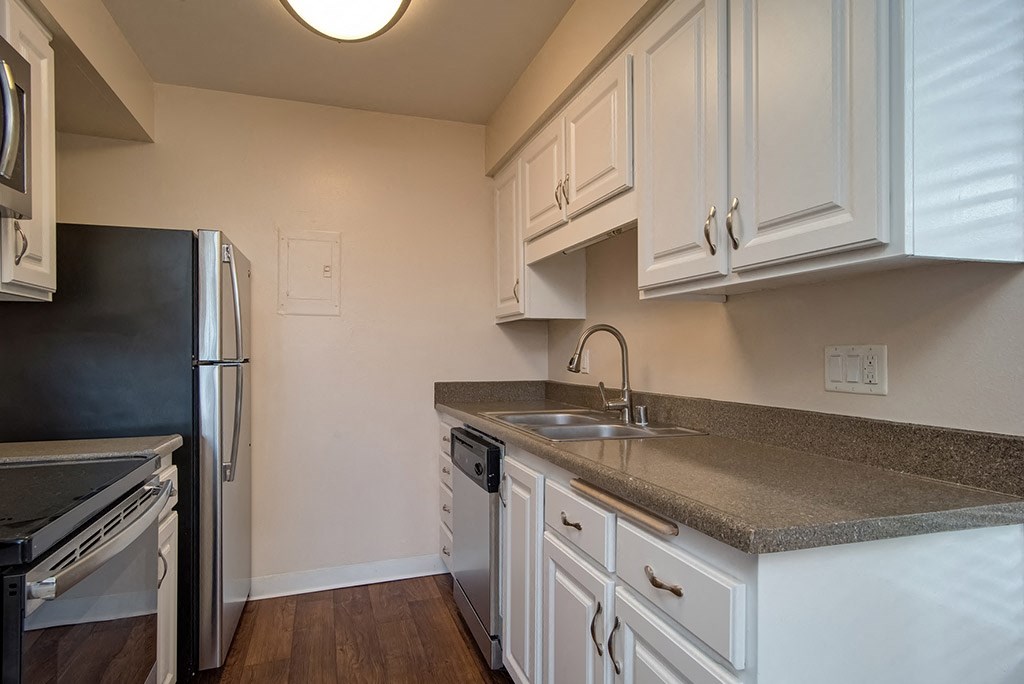 Stainless Steel Sink Dishwasher at St. Charles Oaks Apartments, Thousand Oaks, 91360
