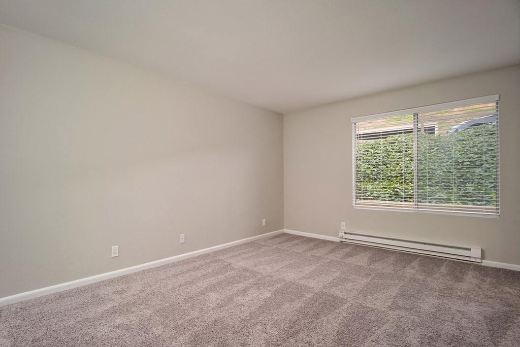 Relaxing Living Room at St. Charles Oaks Apartments, California, 91360