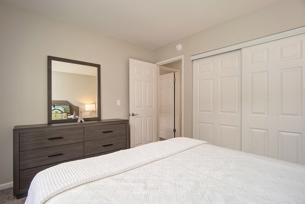 King-Sized Bedrooms at St. Charles Oaks Apartments, California, 91360