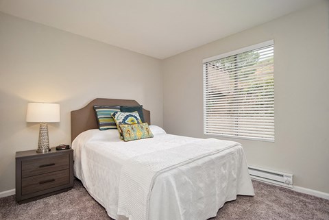 Apartment Master Bedroomat St. Charles Oaks Apartments, Thousand Oaks, CA, 91360